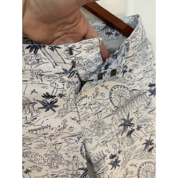 Old Navy Pixie Chinos Women’s Size 4 Scenic Pattern White And‎ Blue Cotton Blend - Picture 6 of 10